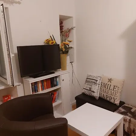 Stella Apartment