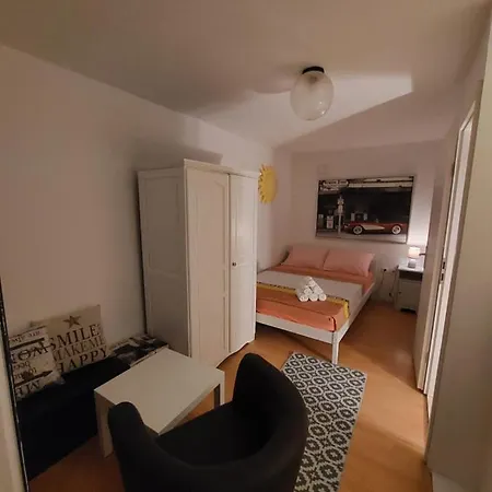 Stella Apartment *